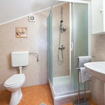 Apartment Brigita 1 *